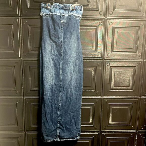 Missguided Denim Dress - Picture 1 of 2